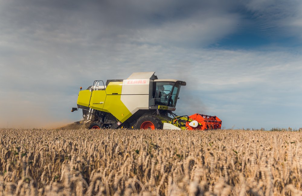 Зерноуборочные комбайны DOMINATOR 370